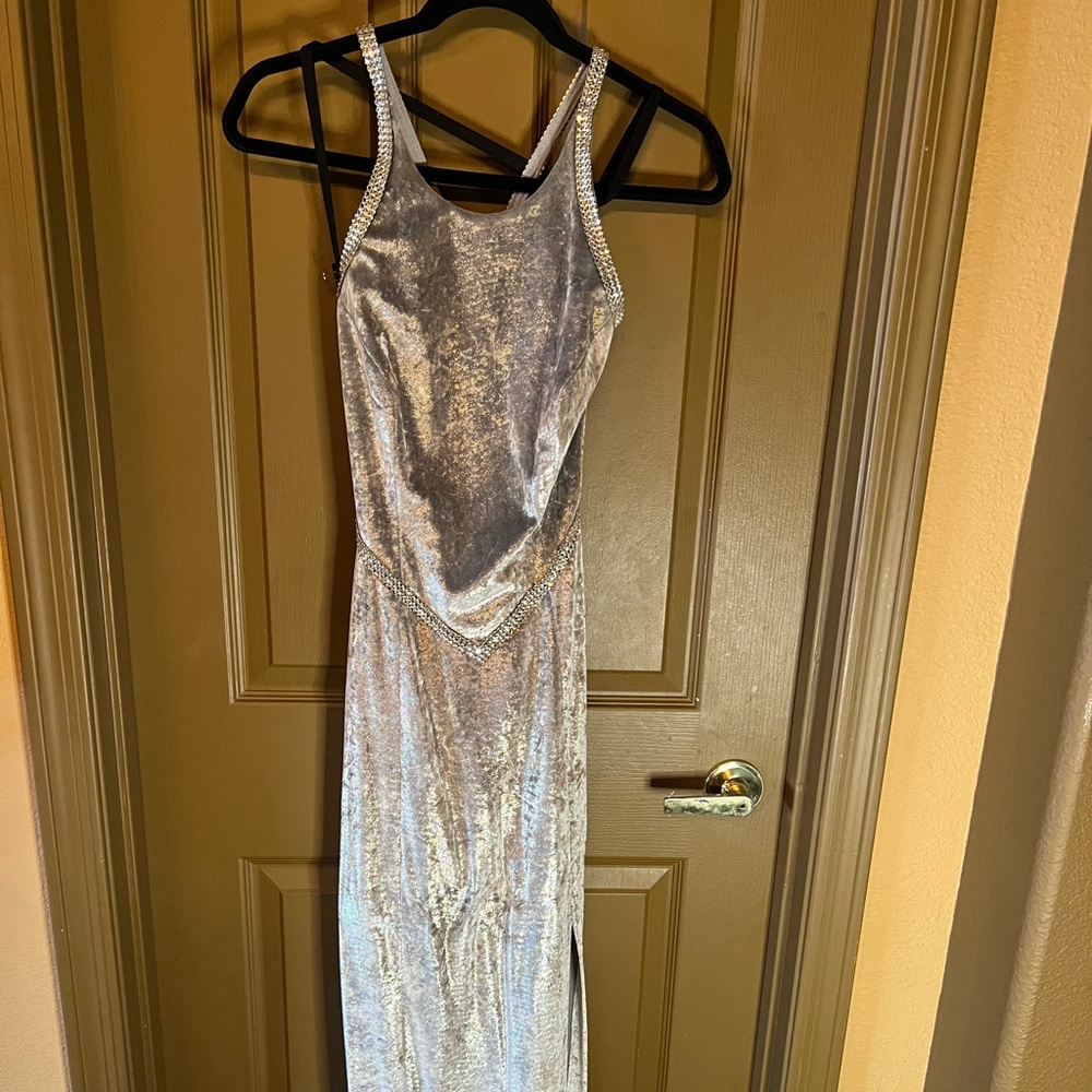 Silver Special Event open back Soft Comfortable fabric